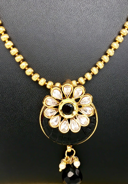 Chandbali pendent set