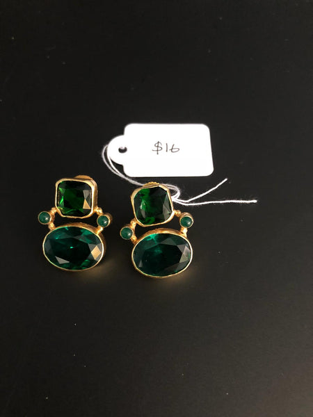Trendy stone earrings
