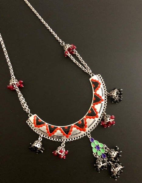 ethnic neckpiece in multi colors