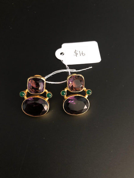 Trendy stone earrings