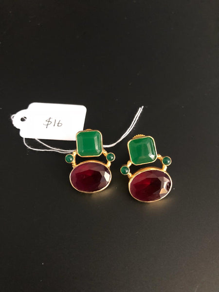 Trendy stone earrings