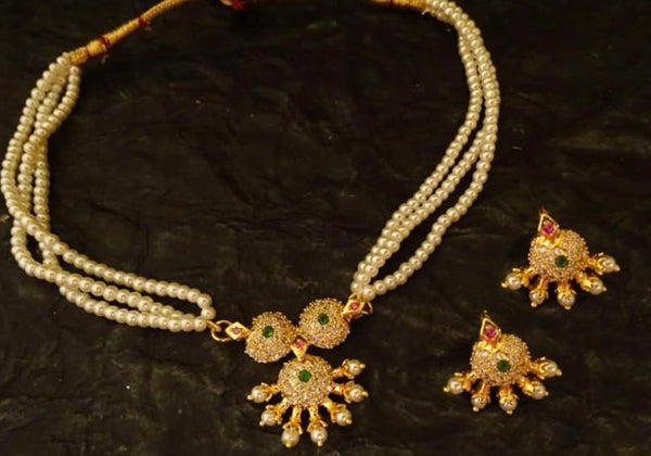 Moti pendant set